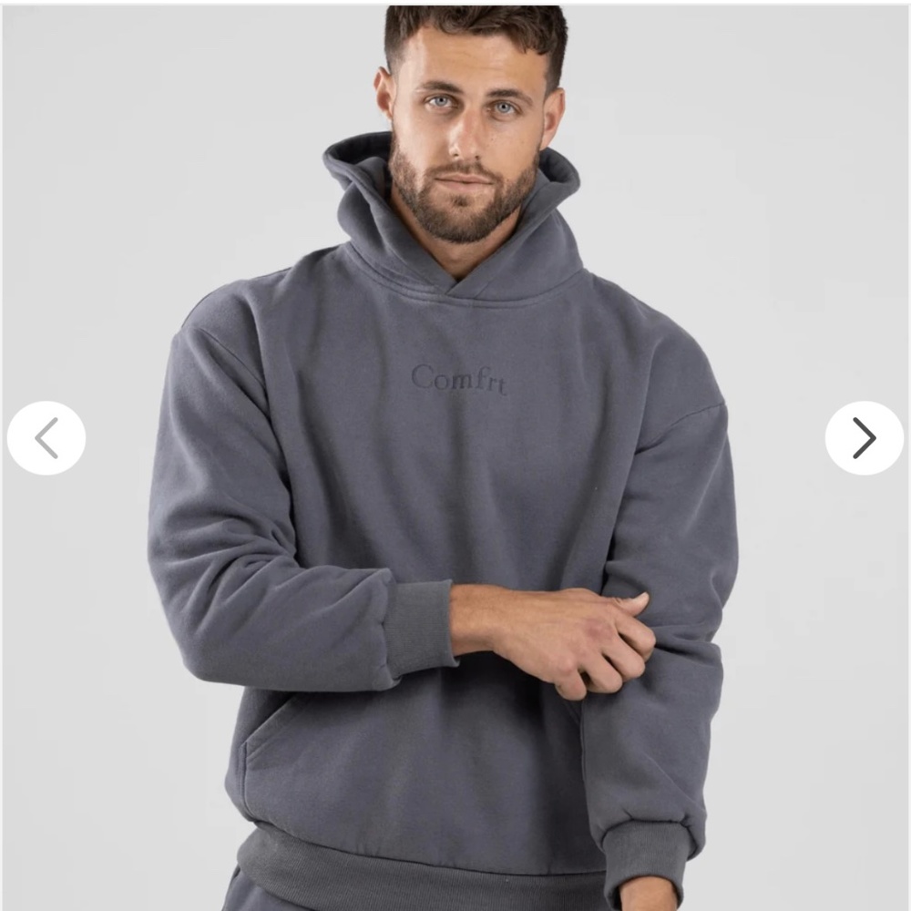 Comfrt Sweatshirt - Never been worn